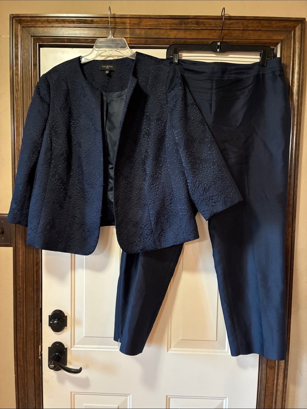 Talbots Navy Evening Wear 18W Floral Jacquard Jacket & Size 18 Silk Blend Pants
